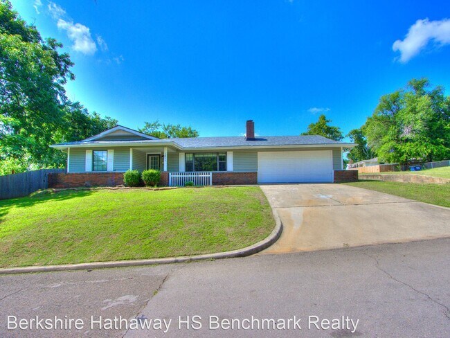 Building Photo - 3 br, 1 bath House - 1811 N Rickey Rd