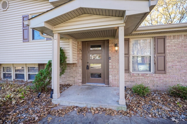 Building Photo - 412 Jenny Ln