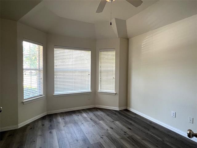 Building Photo - 2209 Castle Creek Dr