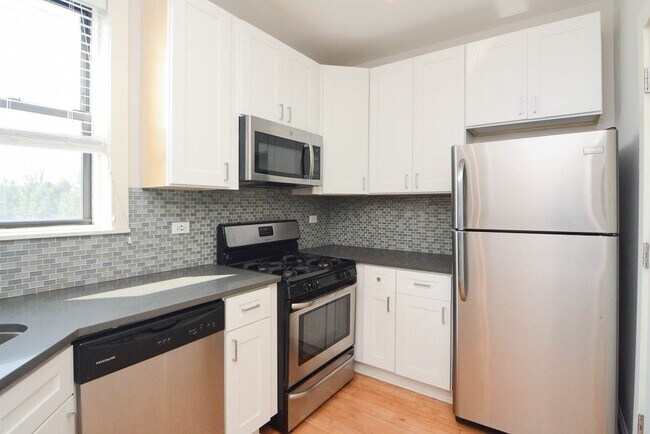 Foto del edificio - 2335 N Rockwell St