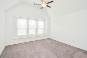 Building Photo - 6019 Verde Pl Ln