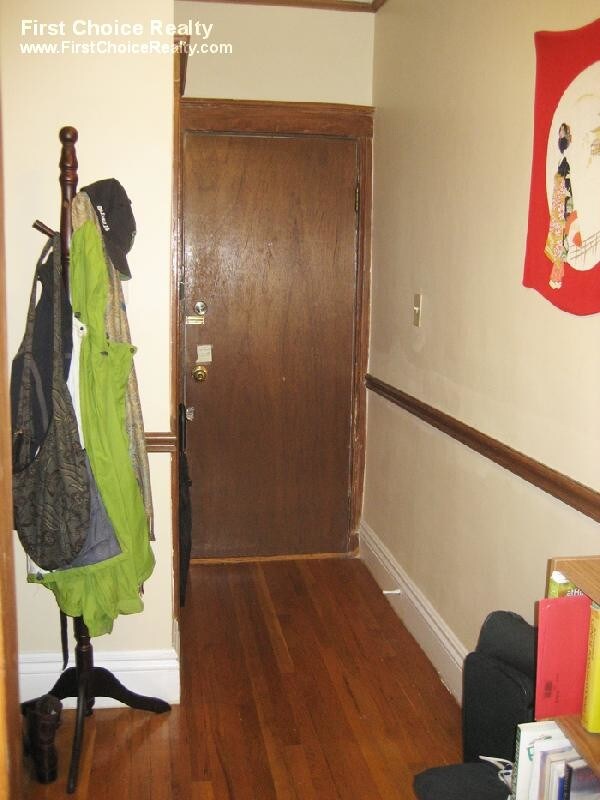 Foto del edificio - 8 Kinross Rd