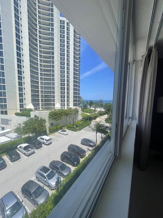 Building Photo - 19201 Collins Ave
