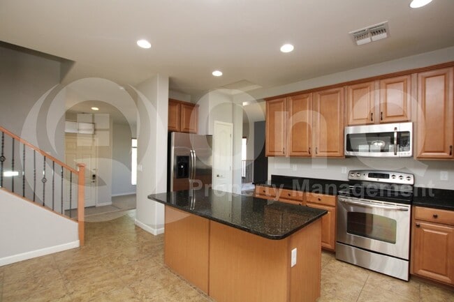 Photo - 1161 E Furness Dr House