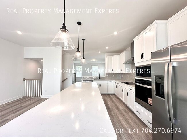 Building Photo - 13013 Moon Rd