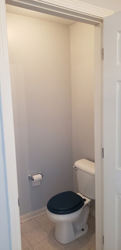 Primary Photo - 645 Pointe S Pkwy