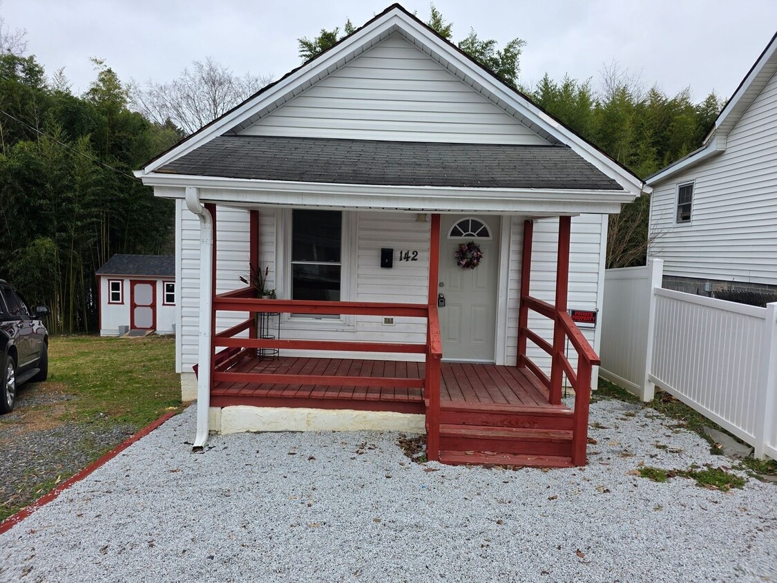 Foto del edificio - Charming 1 Bedroom Home Near Downtown Mount Airy