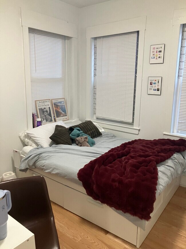 Foto del edificio - 64 Hemenway St