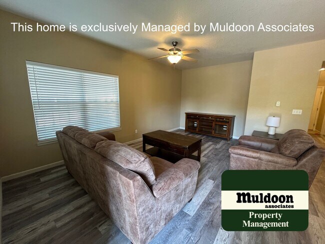 Foto del edificio - Updated home ready to move in!