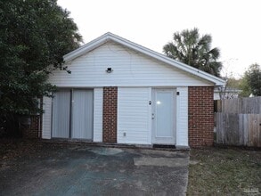 Building Photo - 1414 E Jordan St