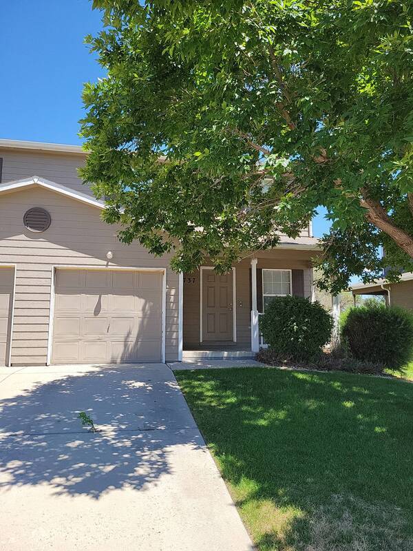 Primary Photo - 1737 Rowan Ln