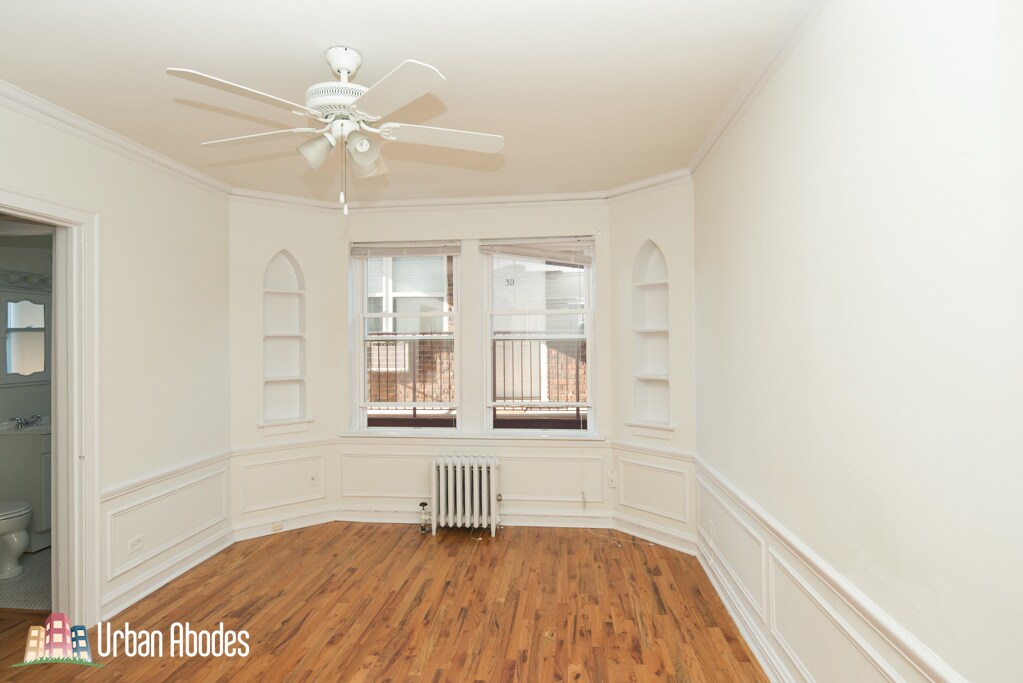 Building Photo - 4545 N Beacon St