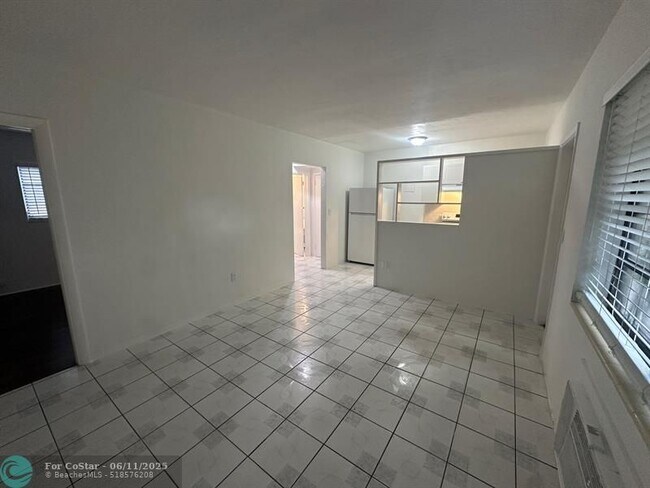 Foto del edificio - 530 N 20th Ave