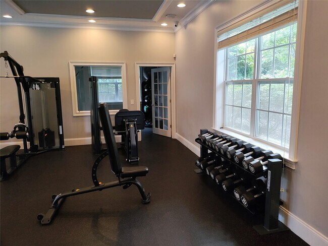 Foto del edificio - 322 Highridge Ct