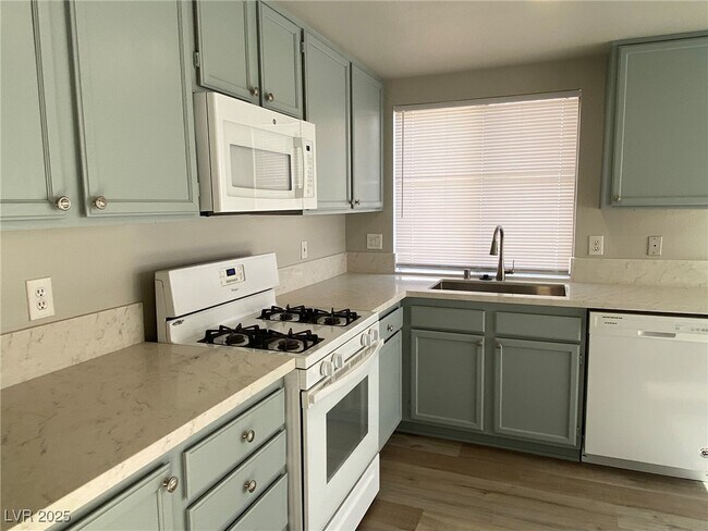 Foto del edificio - 4509 Rodman Dr