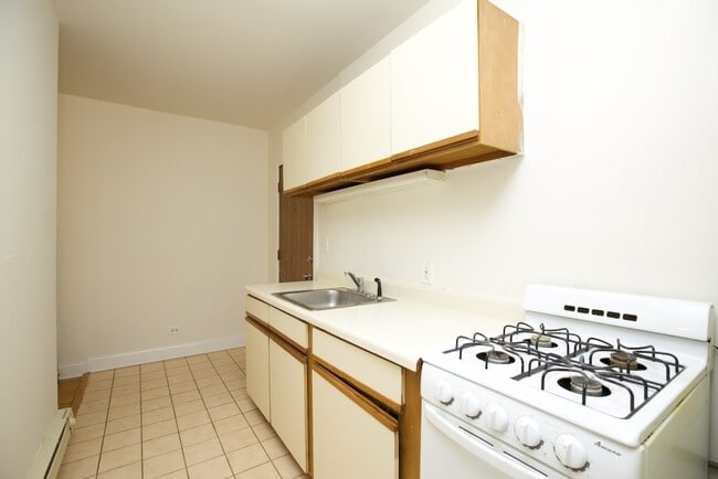 Foto del edificio - 820 W Cornelia