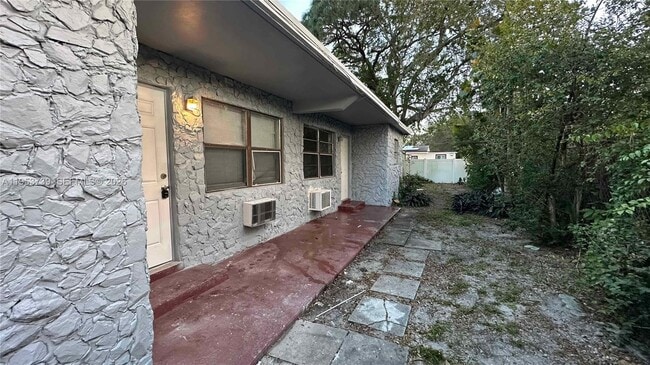 Foto del edificio - 1808 NW 9th St