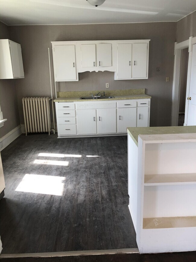 Foto del edificio - 974 W 5th St