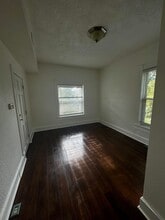 Building Photo - 5051 N Raleigh St