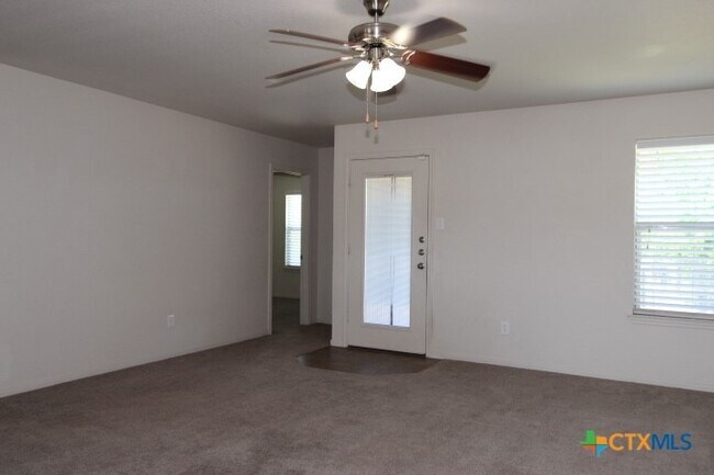 Foto del edificio - 2813 Settlement Rd