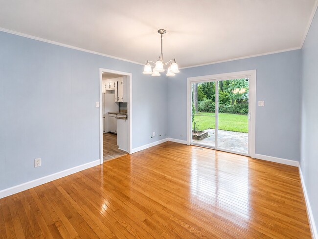 Building Photo - 6350 Rannock Dr