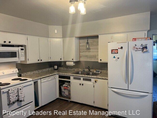 Foto del edificio - 3 br, 1 bath House - 20480 Cooley Rd