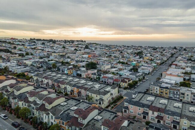 Foto del edificio - 1706 20th Ave