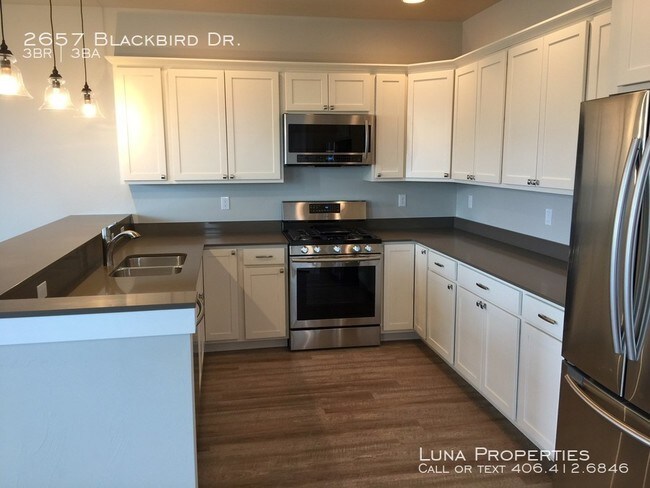 Foto del edificio - 2657 Blackbird Dr