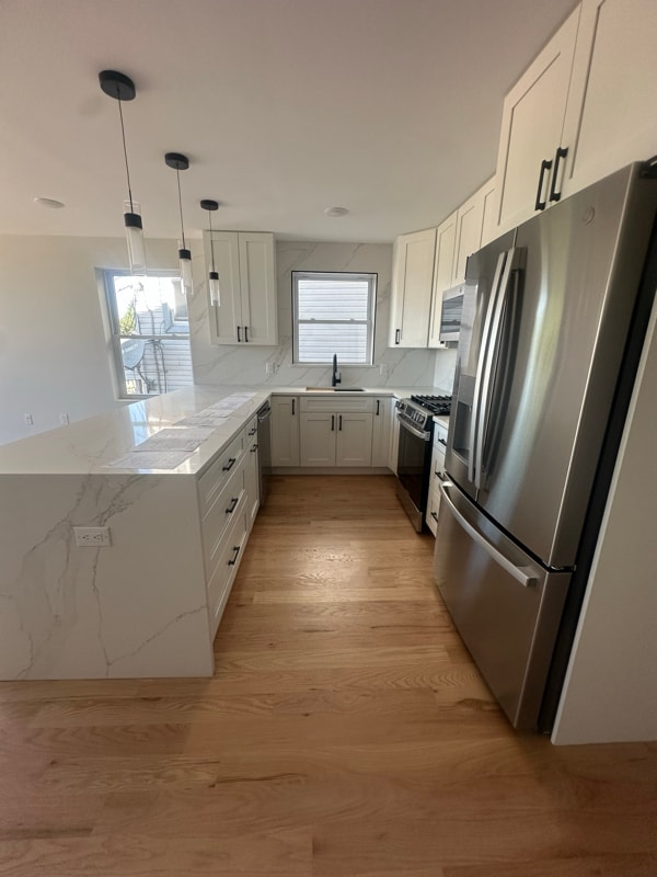 Building Photo - 62 Hillside Ave