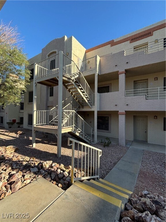 Foto del edificio - 2068 Mesquite Ln