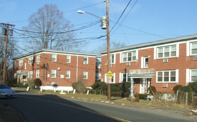 Primary Photo - Spring Glen Apartments