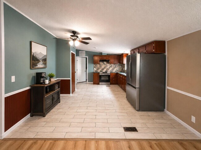 Foto del edificio - 7118 Tanglewood Dr