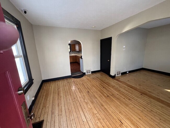 Foto del edificio - 3bd Single Cash Pay/Section 8