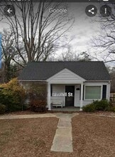 Building Photo - 121 Forest Hill St