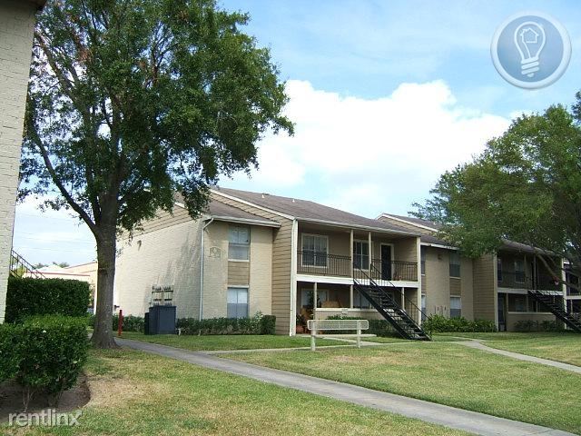 Building Photo - 10070 Westpark Dr