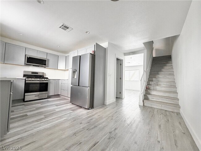 Foto del edificio - 1720 Cordoba Ln