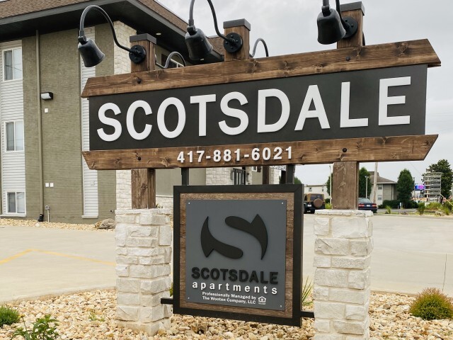 Scotsdale - Sign - Scotsdale