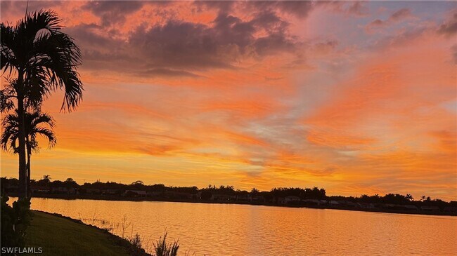Foto del edificio - 7271 Mill Pond Cir