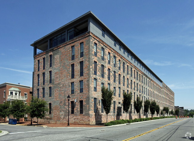 Building Photo - Cedar Works