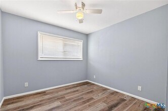 Building Photo - 1305 Arkansas Ave