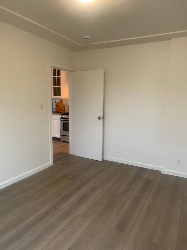 Building Photo - Your New Home Is Ready — Spacious, Stylish, and Fully Upgraded!”