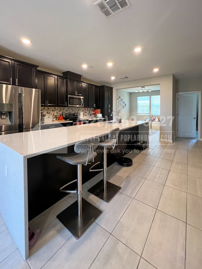 Foto del edificio - 31 Tidal Wy