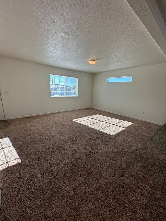 Foto del edificio - 3 BEDROOM 2.5 BATHROOM SADDLE RIDGE TOWNHOUSE