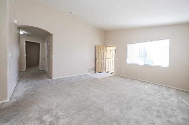 Foto del edificio - 13307 N Lost Artifact Ln