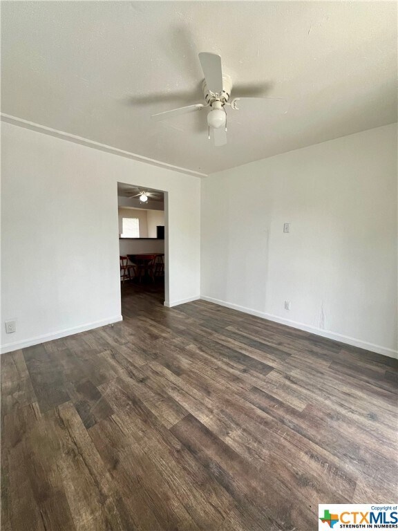 Foto del edificio - 902 W Malone Ave