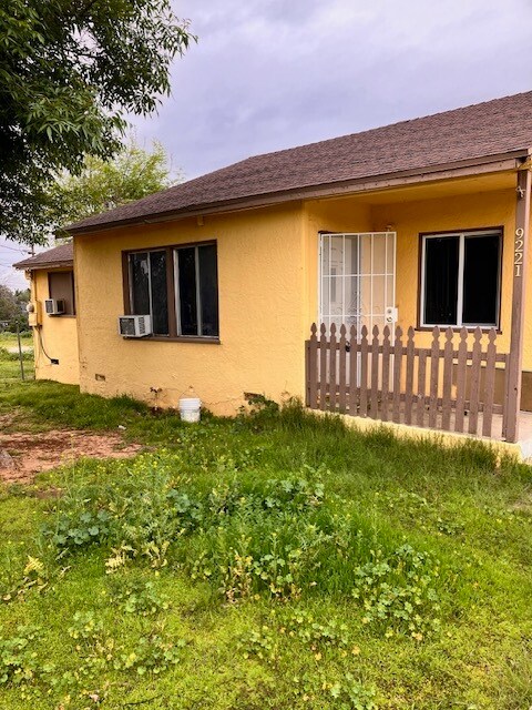 Foto del edificio - 9221 63rd St