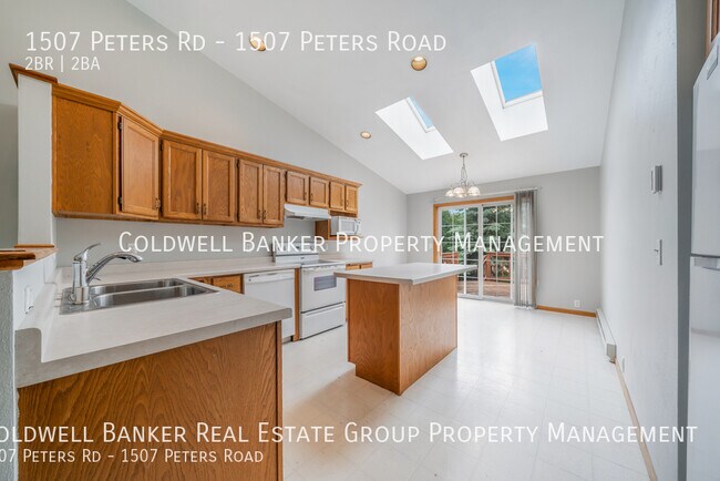 Foto del edificio - 1507 Peters Rd
