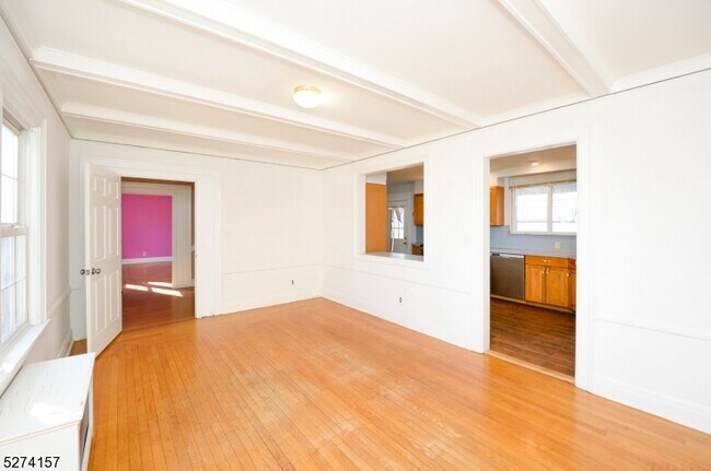 Foto del edificio - 29 13th Ave