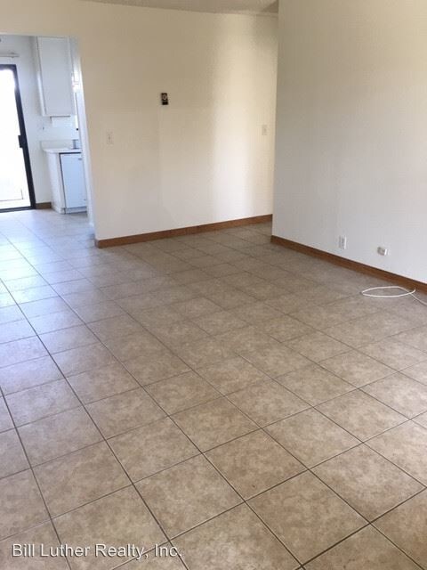 Building Photo - 778 Sapphire St