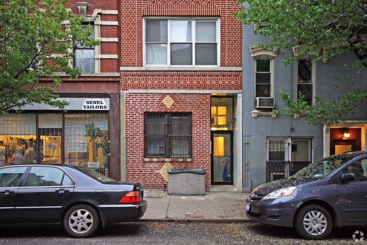 Foto del edificio - 213 E 29th St